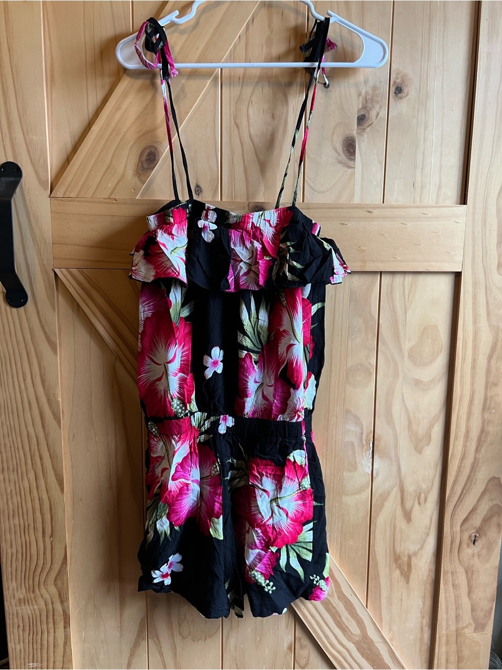 Aloha Fashion Black Floral Ruffle Romper with Pink Hibiscus Print Size XL Hawaii
